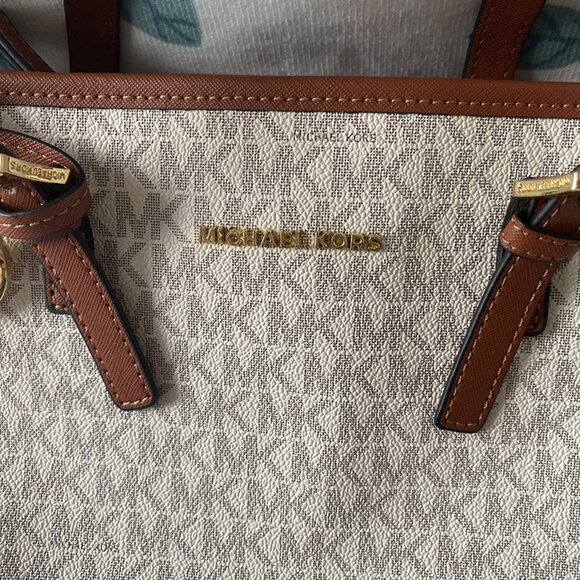 Michael Kors Tote Bag - Picture 6 of 13